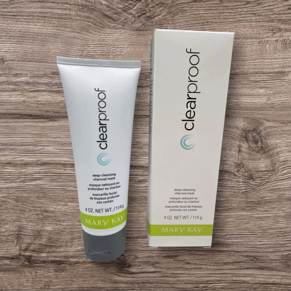 Mary Kay Clearproof Cleanser - White and Green